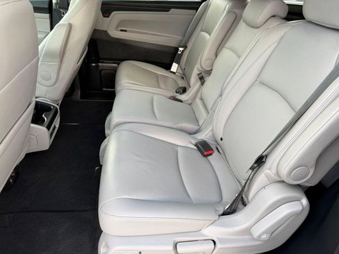 Used 2023 Honda Odyssey EX-L image 52