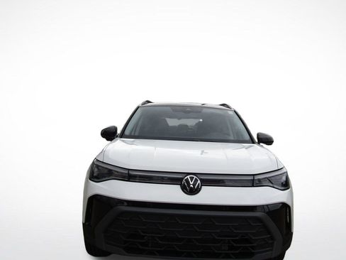 New 2026 Volkswagen Taos SE AWD/4WD image 7