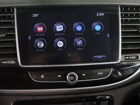 Used 2018 Buick Encore Preferred image 39