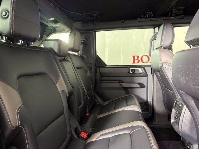Used 2026 Ford Bronco Outer Banks AWD/4WD image 35