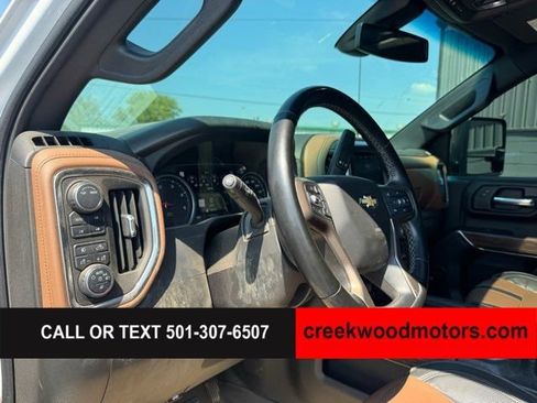 Used 2023 Chevrolet Silverado 2500 High Country w/ Safety Package II AWD/4WD image 8