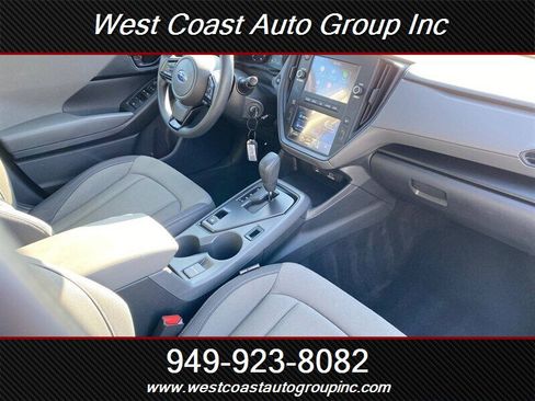 Used 2025 Subaru Crosstrek 2.0i image 9