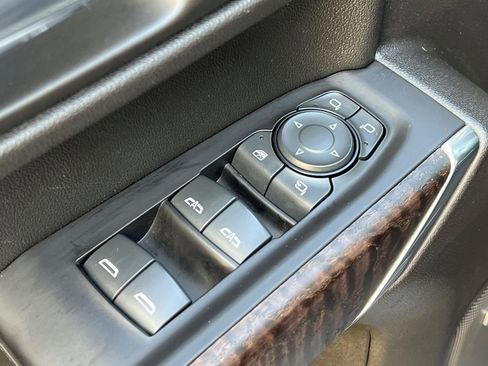 Used 2020 GMC Sierra 1500 Denali w/ Denali Premium Package image 13