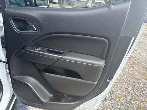 Used 2018 GMC Canyon SLT w/ Trailering Package image 15