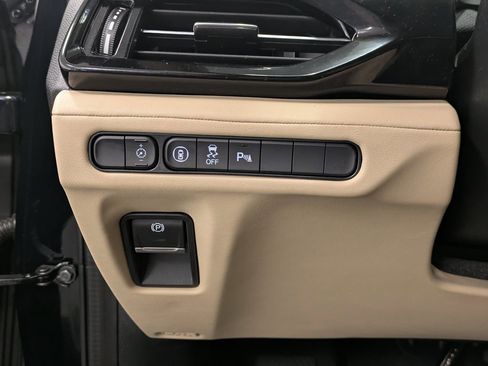 Used 2023 Acura MDX SH-AWD w/ Technology Package image 19