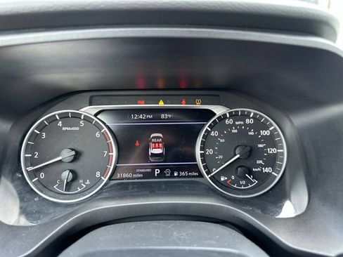 Used 2025 Nissan Rogue SV FWD image 8