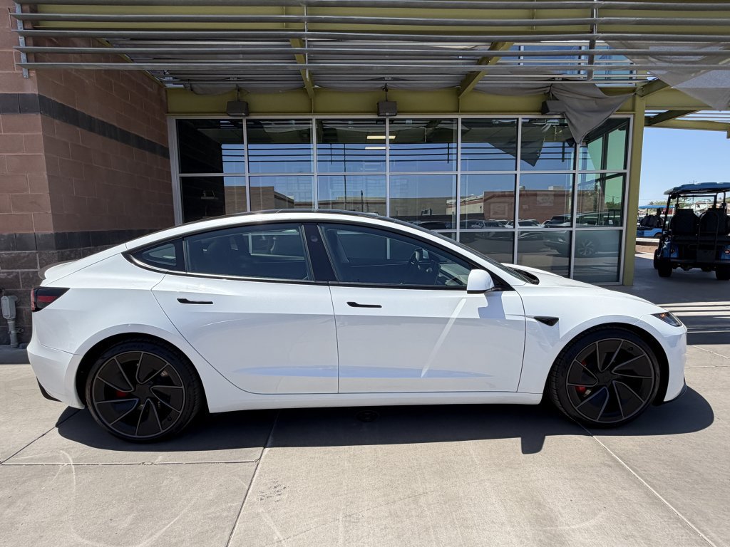 Used 2025 Tesla Model 3 Performance AWD/4WD image 9