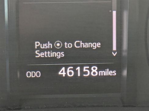 Used 2024 Toyota 4Runner SR5 image 31