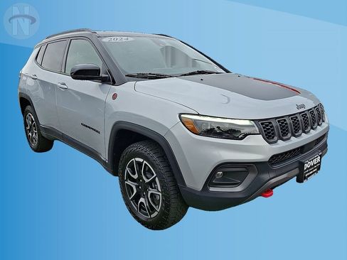 Certified 2024 Jeep Compass Trailhawk w/ Trailhawk Elite Group AWD/4WD image 1