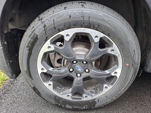 Certified 2021 Subaru Crosstrek 2.0i Premium w/ Moonroof Package image 7