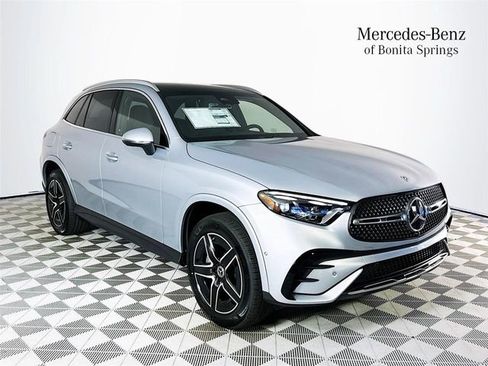 Used 2026 Mercedes-Benz GLC 300 image 1