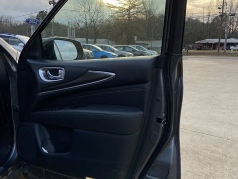 Used 2018 INFINITI QX60 Luxe image 15