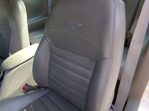 Used 2000 Ford Mustang GT image 16