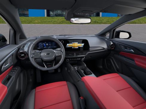 New 2026 Chevrolet Equinox EV RS image 3