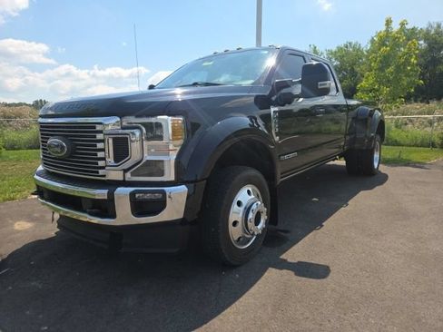 Used 2020 Ford F450 Lariat w/ Lariat Ultimate Package AWD/4WD image 2