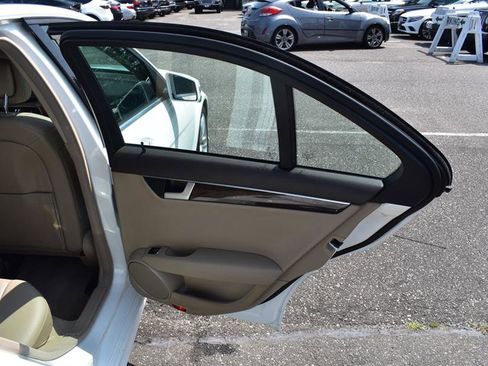 Used 2014 Mercedes-Benz C 300 4MATIC Sedan image 22