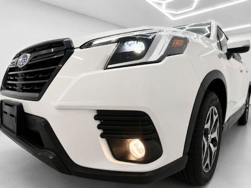 Used 2023 Subaru Forester Premium AWD/4WD image 35