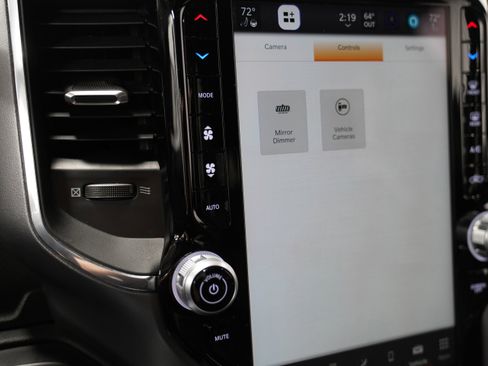 Used 2025 RAM 1500 Laramie image 27