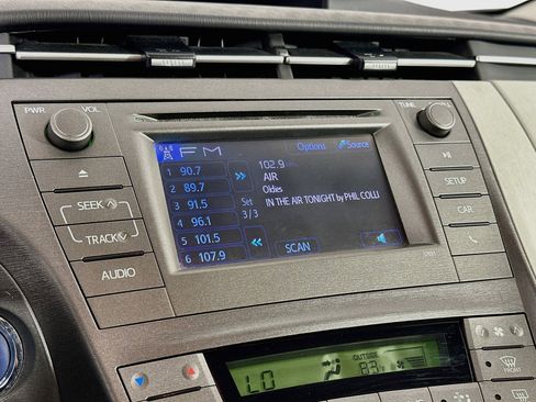 Used 2013 Toyota Prius Two FWD image 21