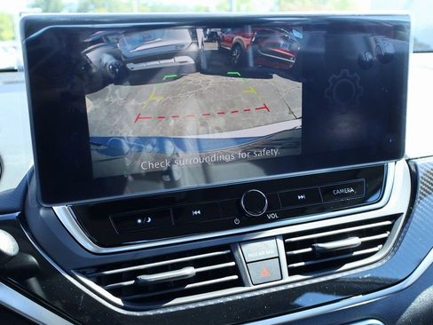 New 2025 Nissan Altima 2.5 SR image 4