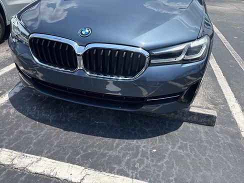 Used 2023 BMW 530e w/ Premium Package RWD image 6