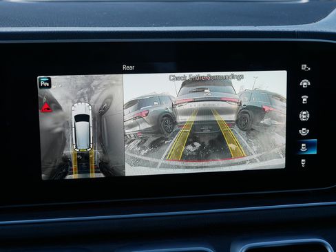 Used 2023 Mercedes-Benz GLS 450 GLS 450 image 27