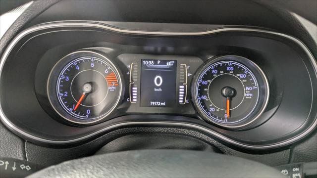 Used 2020 Jeep Cherokee Latitude AWD/4WD image 27