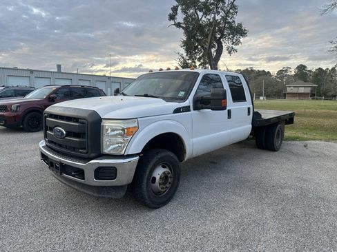 Used 2016 Ford F350 XL w/ Power Equipment Group image 3