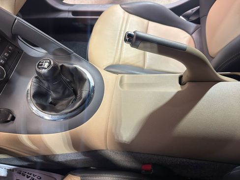 Used 2006 Pontiac Solstice Convertible w/ Premium Package image 20