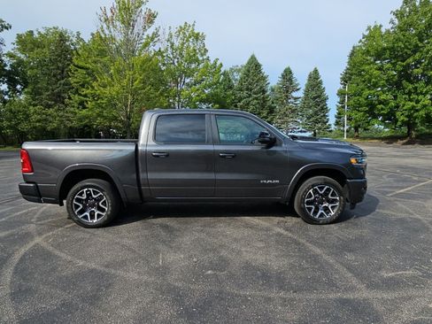 Used 2025 RAM 1500 Laramie w/ Sport Appearance Package AWD/4WD image 7