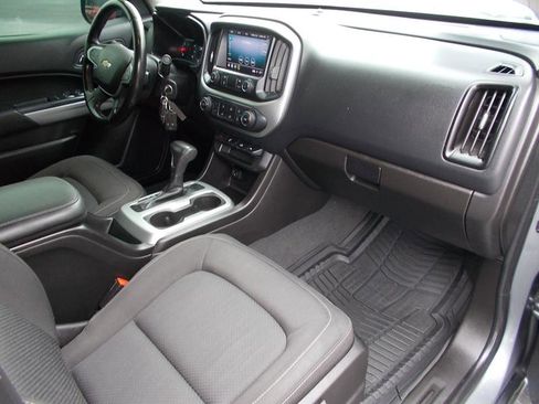 Used 2021 Chevrolet Colorado LT w/ Redline Special Edition image 23