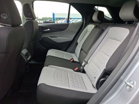 Certified 2024 Chevrolet Equinox LS w/ LS Convenience Package FWD image 19