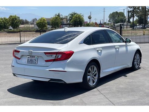 Used 2019 Honda Accord LX image 6