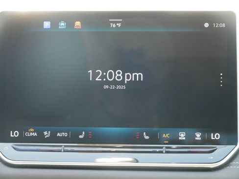 New 2025 Volkswagen Tiguan SE AWD/4WD image 10