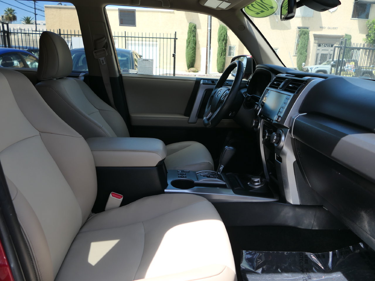 Used 2022 Toyota 4Runner SR5 Premium AWD/4WD image 25