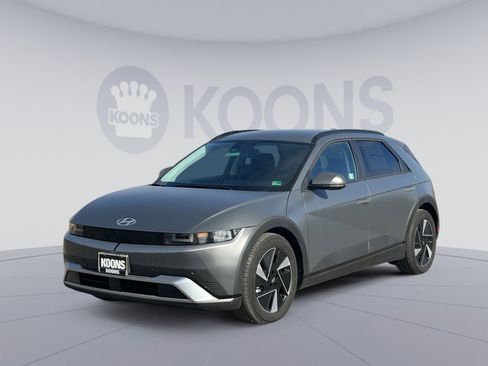New 2025 Hyundai Ioniq 5 SEL image 1