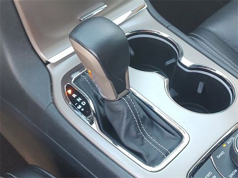 Certified 2017 Jeep Grand Cherokee Overland image 22