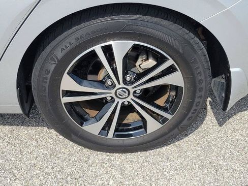 Certified 2021 Nissan Sentra SV FWD image 9