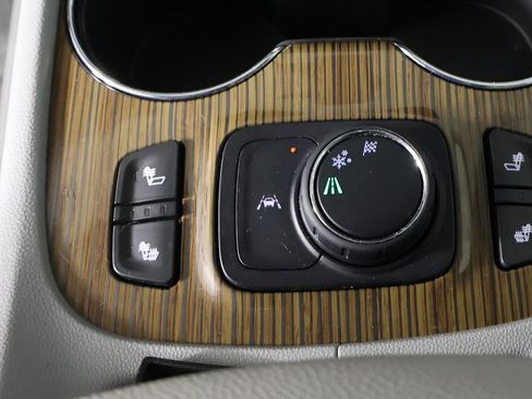 Used 2023 GMC Acadia SLE w/ Driver Convenience Package image 48