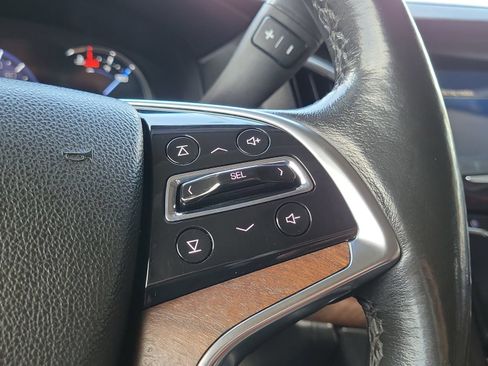Used 2016 Cadillac Escalade Luxury AWD/4WD image 29