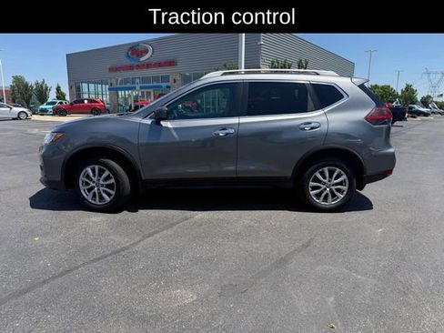 Used 2018 Nissan Rogue SV AWD/4WD image 11