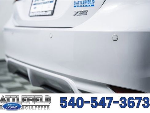 Used 2024 Toyota Camry XSE w/ Navigation Package image 9