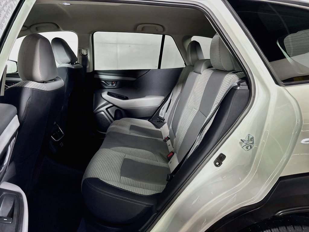 Used 2023 Subaru Outback Premium AWD/4WD image 19