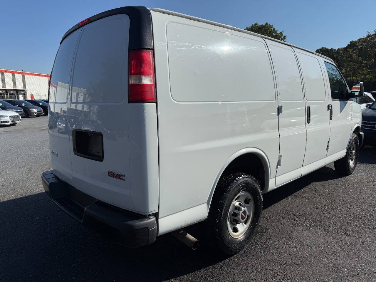 Used 2013 GMC Savana 2500 RWD image 5
