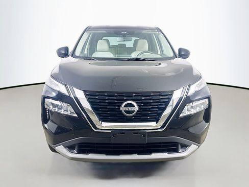 Used 2023 Nissan Rogue SV AWD/4WD image 2
