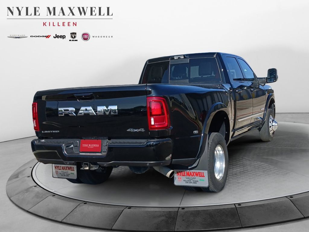 Used 2026 RAM 3500 Limited AWD/4WD image 16