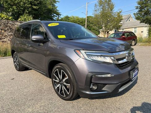 Used 2019 Honda Pilot Touring image 8