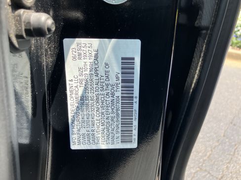 Used 2023 Honda Odyssey Elite image 39