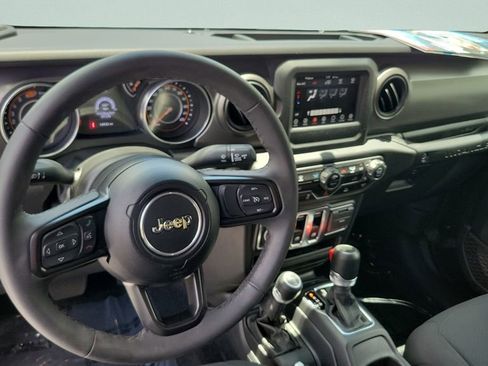 Used 2023 Jeep Wrangler Sport AWD/4WD image 11
