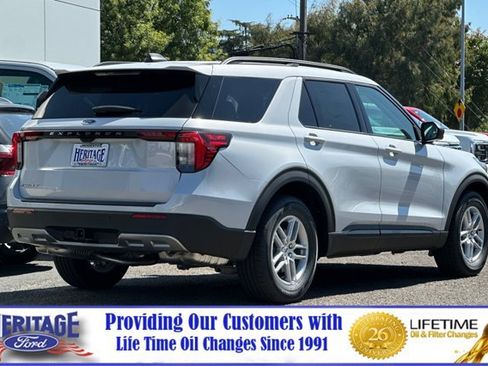 New 2026 Ford Explorer Active w/ Active Comfort Package RWD image 4